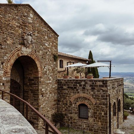 Hotel Vecchia Oliviera Montalcino Esterno foto