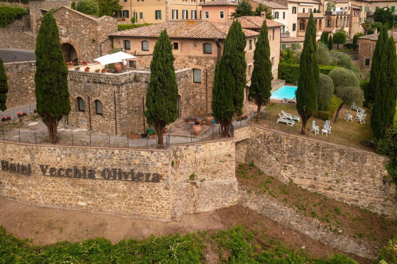 Hotel Vecchia Oliviera Montalcino Esterno foto