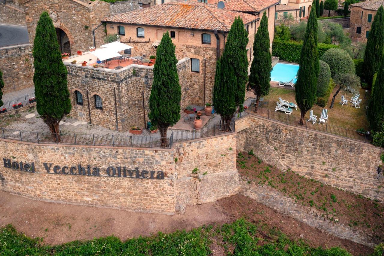 Hotel Vecchia Oliviera Montalcino Esterno foto